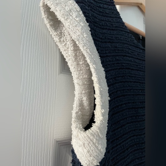 Chanel Art A-Line Scoop Neck Dress in Blue - Picture 10 of 15